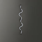 Fidora Applique murale sculpturale en laiton et silicone